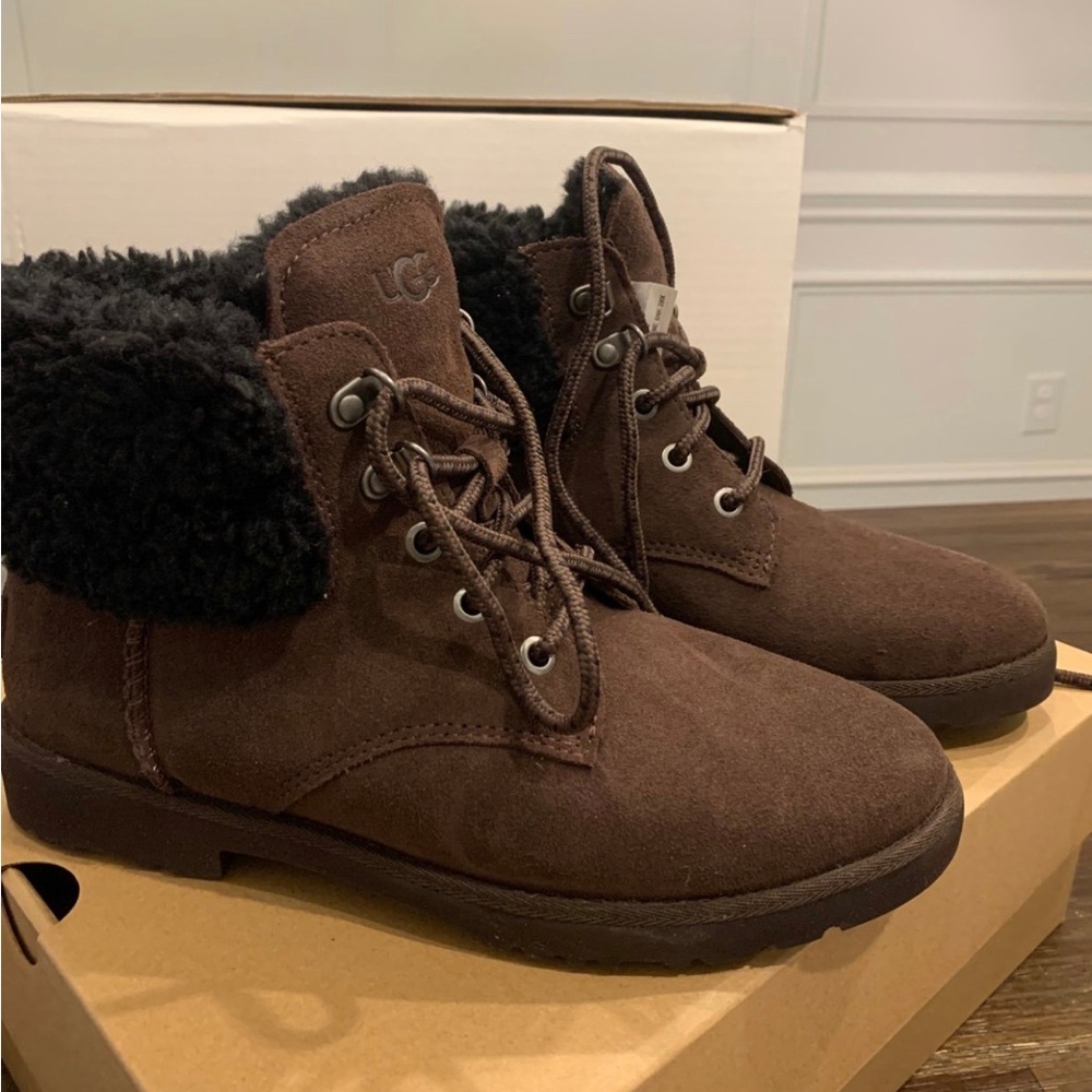 UGG Romely Heritage Lace